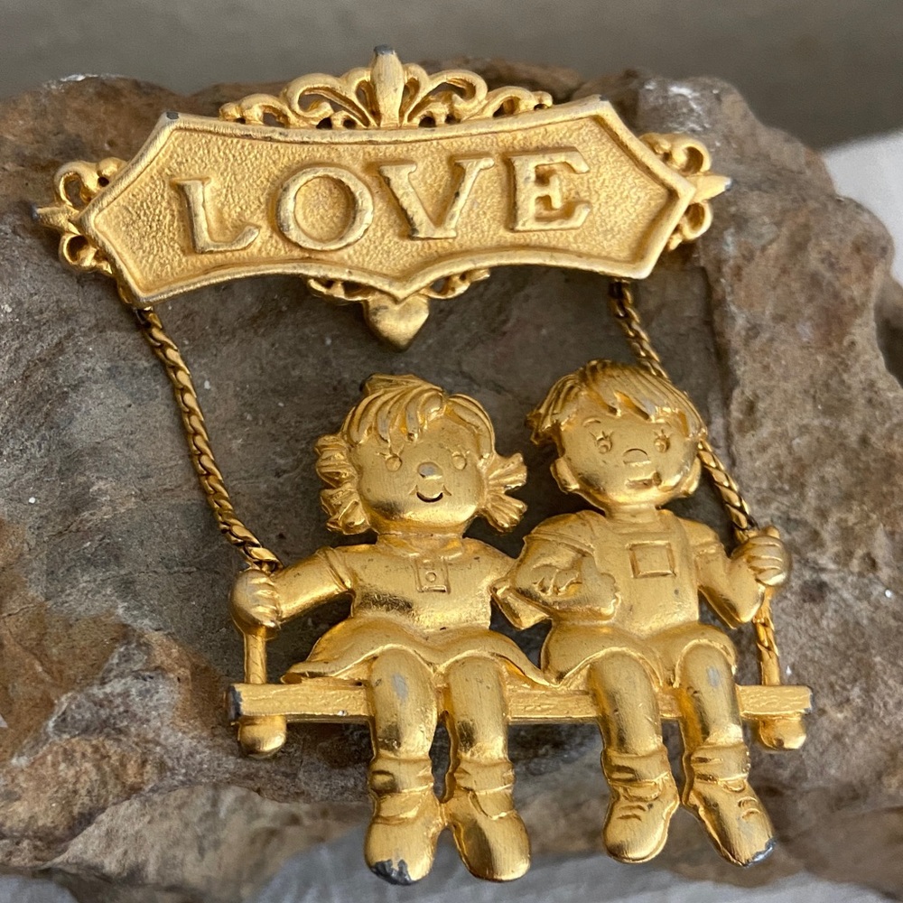 Vintage JJ ‘LOVE' Kids Swinging Articulated Broach